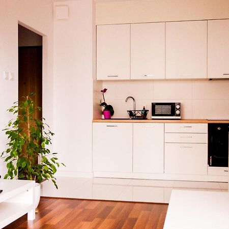 Apartament Rosso Лодзь Экстерьер фото
