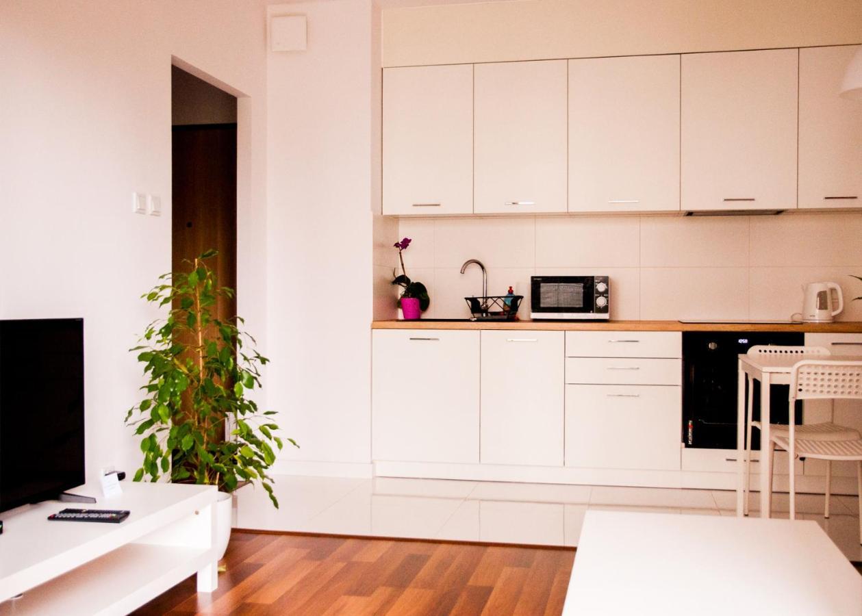 Apartament Rosso Лодзь Экстерьер фото